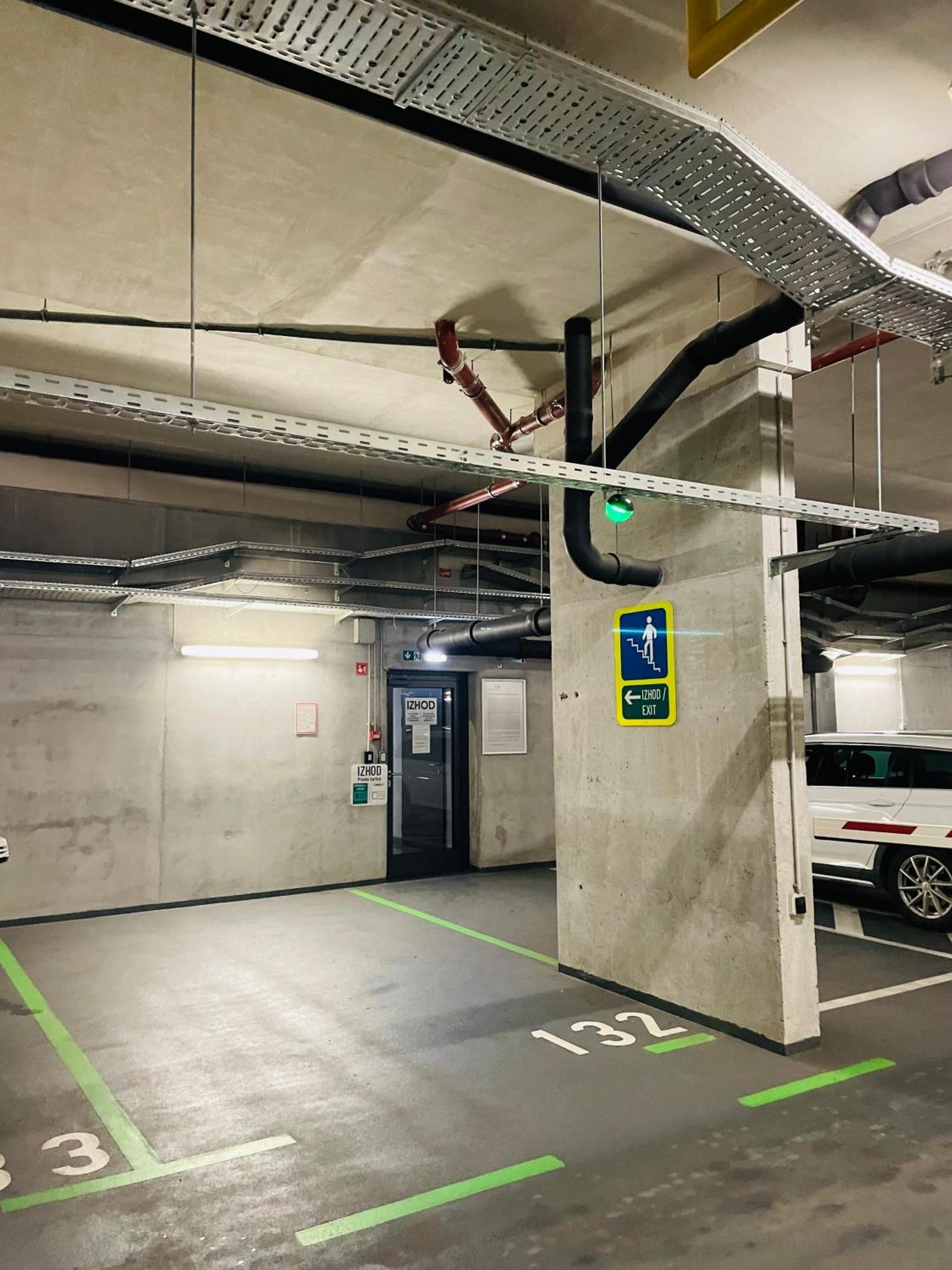 Finna New Apartment In Center Of Ljubljana Free Parking Экстерьер фото